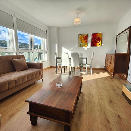 Chalet Con Wifi , Ps4 , Garaje, 5 Dormitorios, 3 Banos, Santiago De Compostela Santiago de Compostela Exterior foto