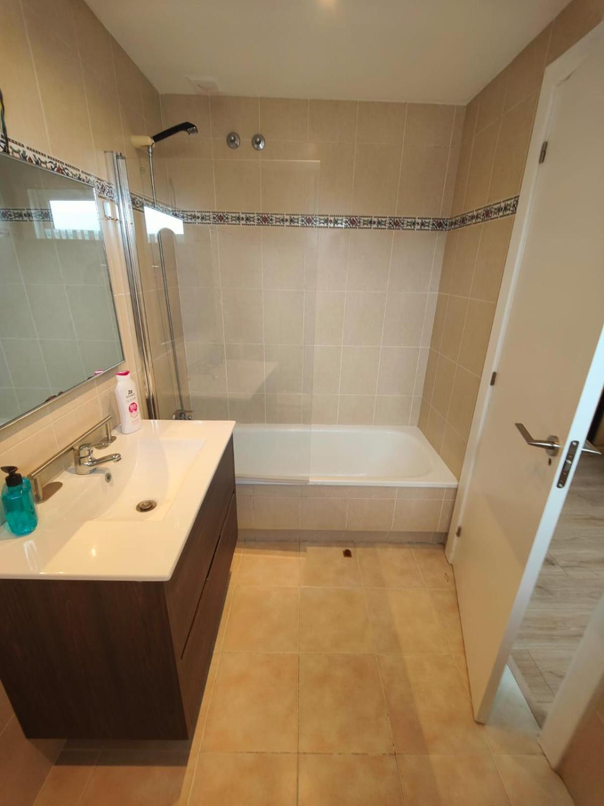 Chalet Con Wifi , Ps4 , Garaje, 5 Dormitorios, 3 Banos, Santiago De Compostela Santiago de Compostela Exterior foto