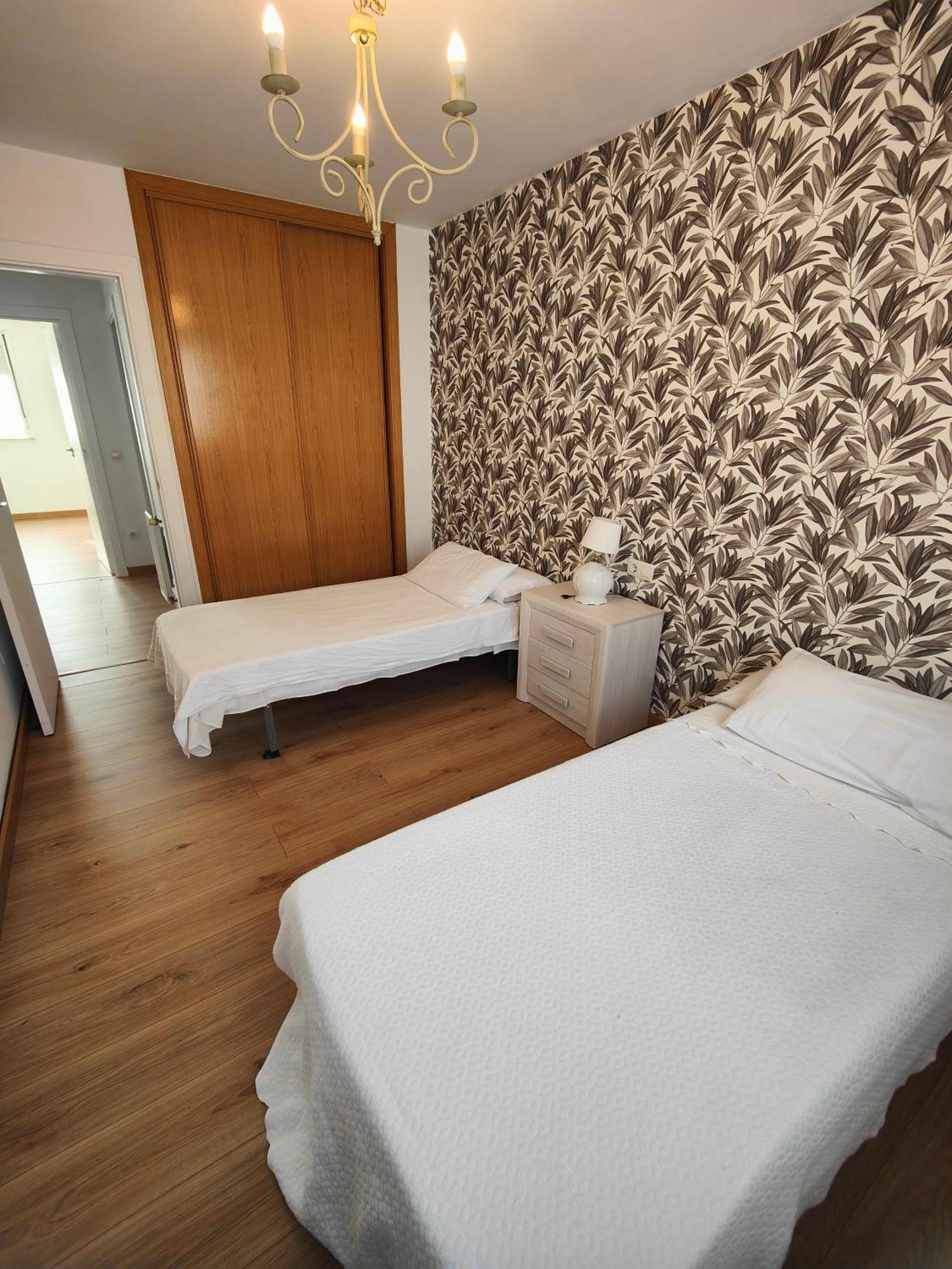 Chalet Con Wifi , Ps4 , Garaje, 5 Dormitorios, 3 Banos, Santiago De Compostela Santiago de Compostela Exterior foto